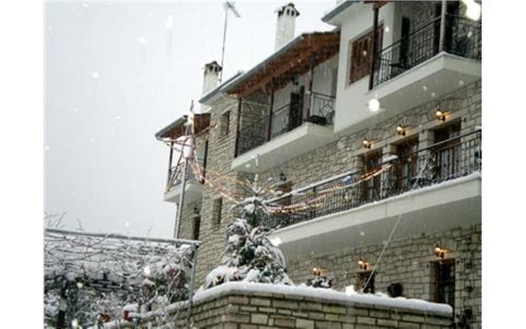 Traditional Guesthouse Marousio Rodavgi Exterior photo