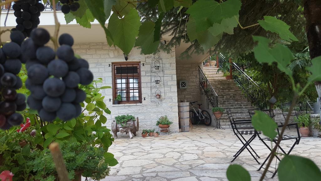 Traditional Guesthouse Marousio Rodavgi Exterior photo